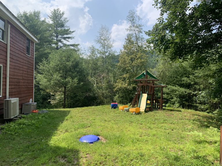 Your children can also enjoy our backyard playground that includes bucket-swings and a slide. It will keep them mentally engaged and physically fit.